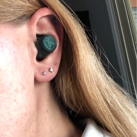 Jaybird Vista Planetary Green in ear